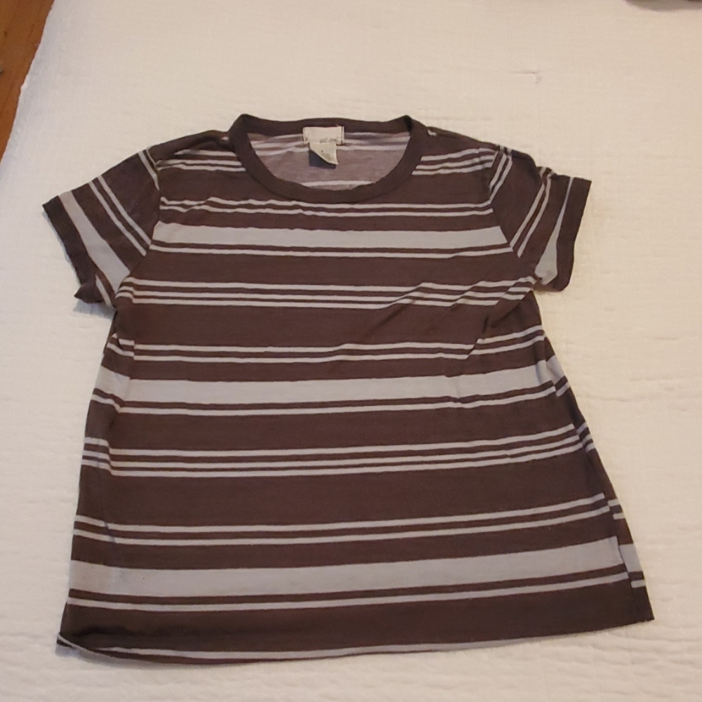 Wet Seal grey and brown striped t shirt